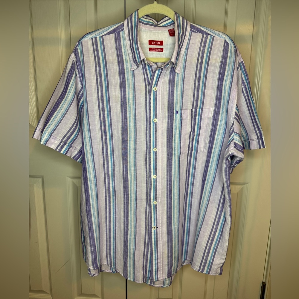 IZOD Men's Striped Blue and purple short sleeve size large